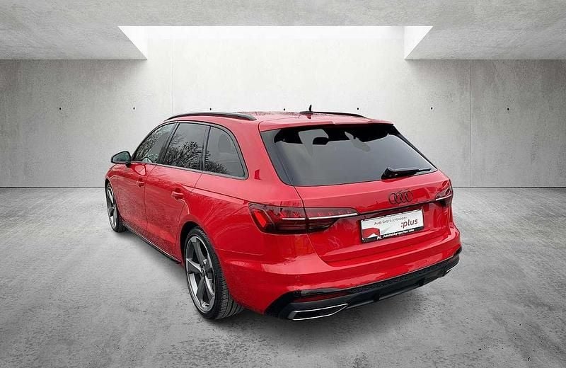 Gebraucht Audi A4 Competition 204 PS (150 kW) 2022 Rot Kombi