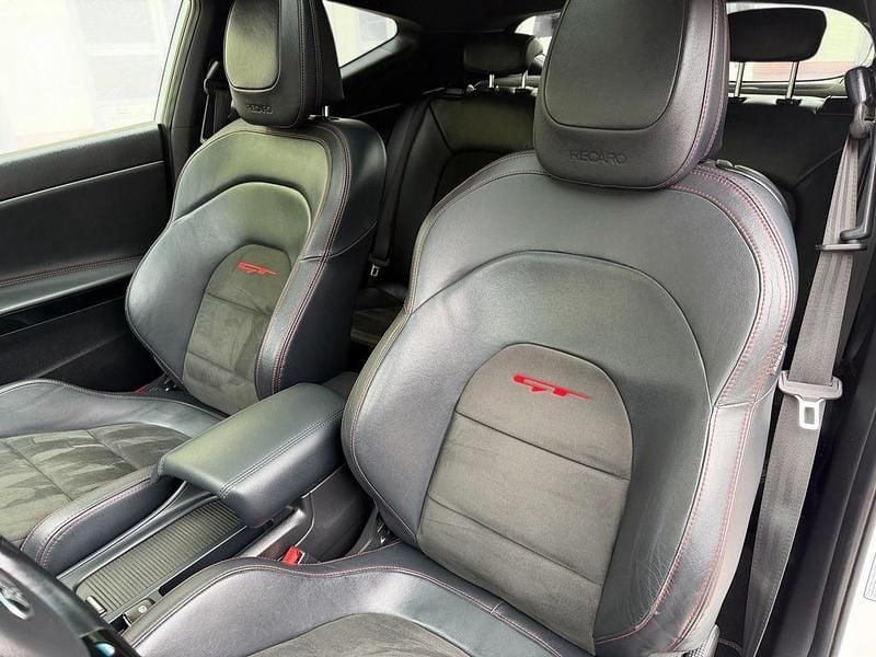 Gebraucht Kia ProCeed GT-Track 204 PS (150 kW) 2017 Weiß Kleinwagen