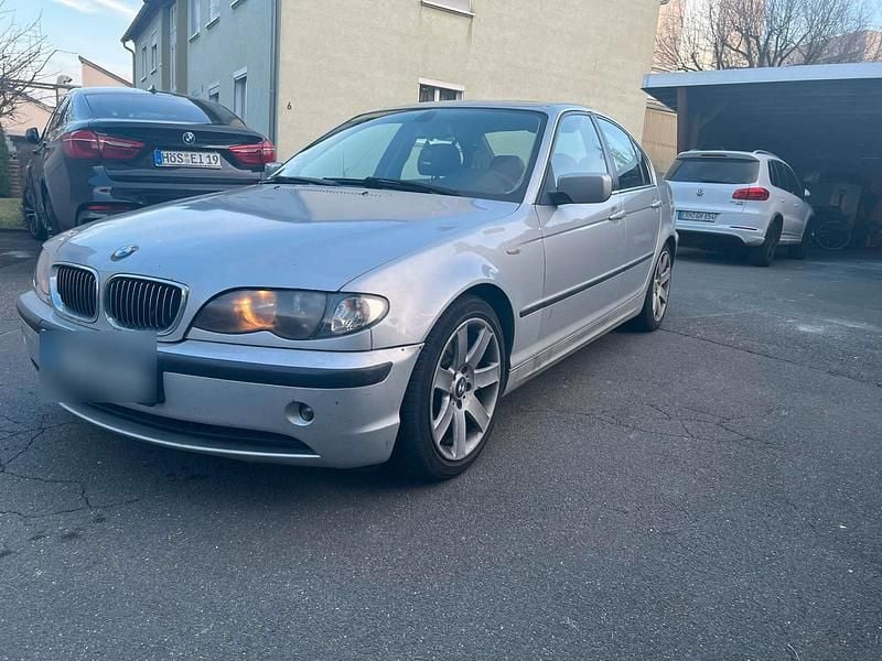 Gebraucht BMW 330 204 PS (150 kW) 2004 Grau Limousine