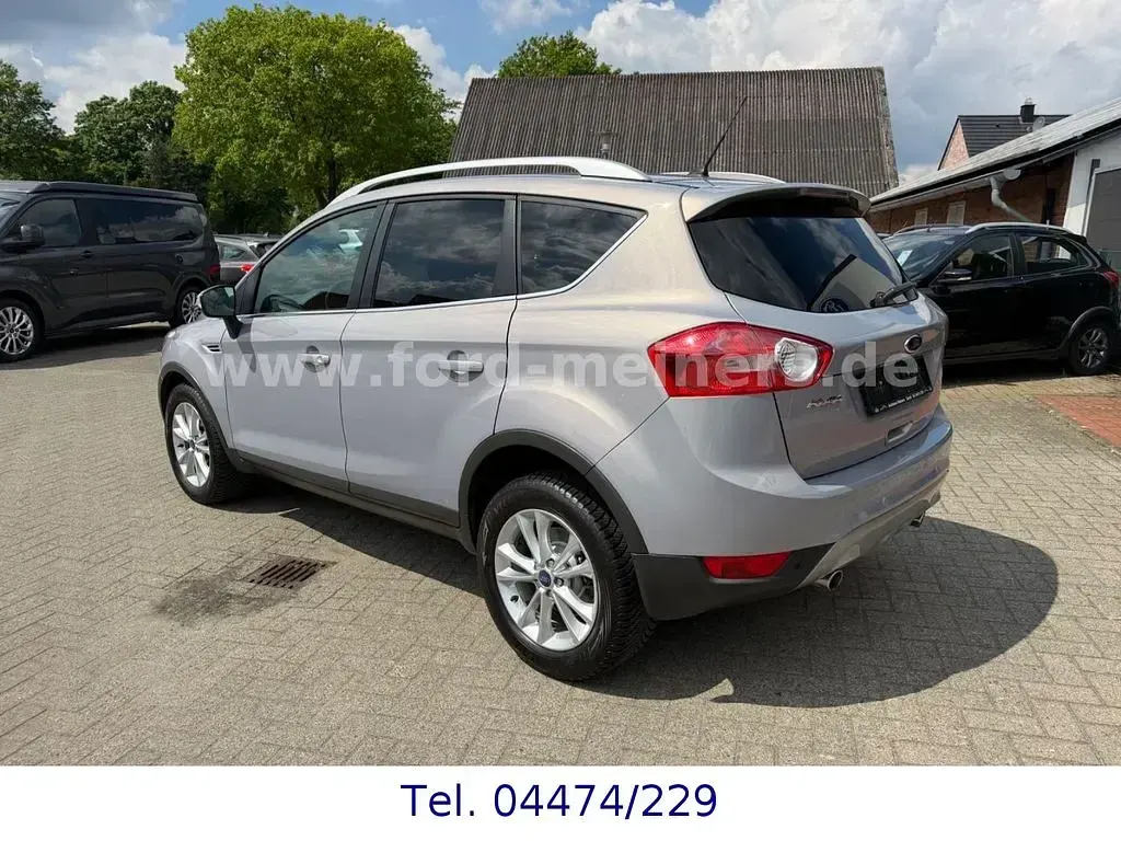 Gebraucht Ford Kuga Titanium 140 PS (102 kW) 2012 Grau SUV