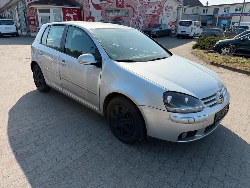 Gebraucht VW Golf V 75 PS (55 kW) 2006 Silber Kleinwagen