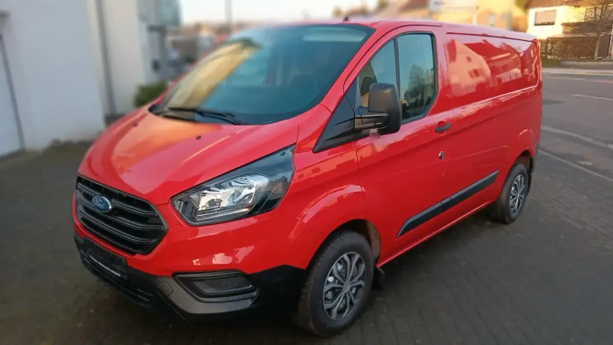 Gebraucht Ford Transit 105 PS (77 kW) 2020 Rot Van / Kleinbus