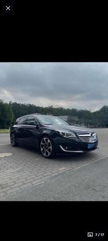 Grün Gebraucht 2015 Opel Insignia Business Kombi | 12.500 € (Etwas zu teuer) - Bild 1/4