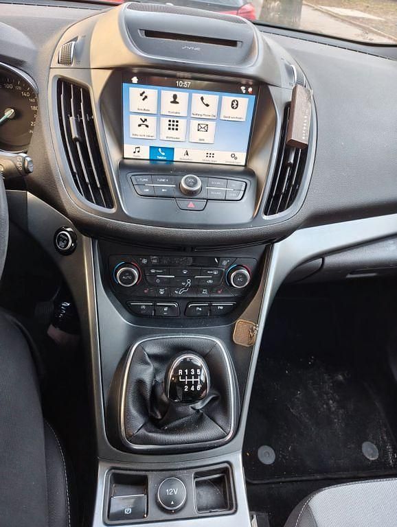 Gebraucht Ford Kuga Business Edition 120 PS (88 kW) 2016 Grau SUV