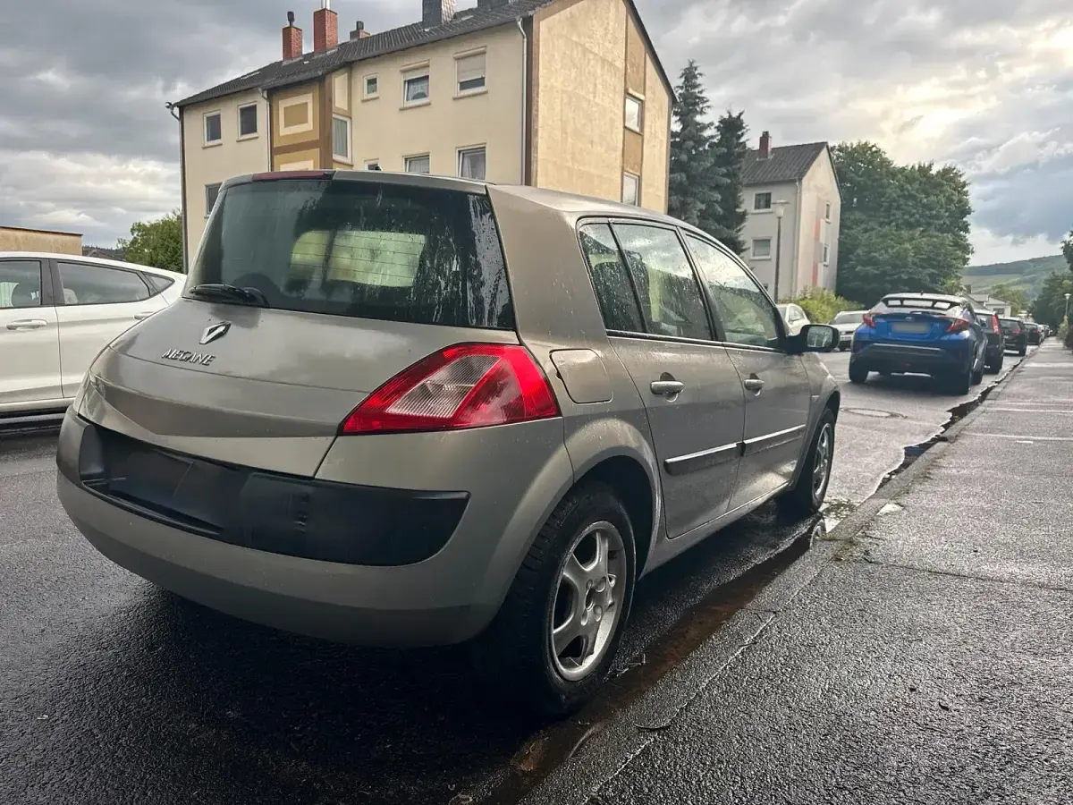 Gebraucht Renault Mégane II 98 PS (72 kW) 2006 Grau Limousine