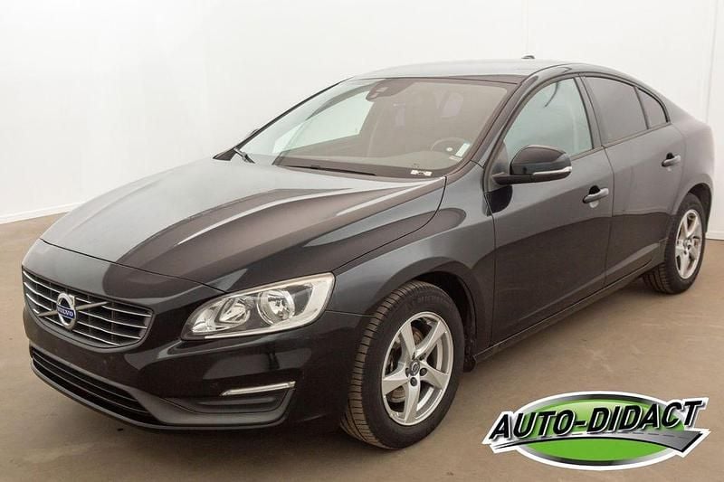 Gebraucht Volvo S60 Kinetic 150 PS (110 kW) 2015 Schwarz Limousine