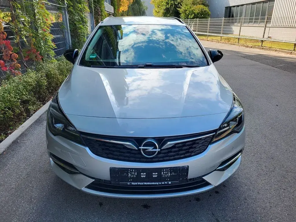 Używany Opel Astra 105 KM (77 kW) 2020 Szary Kombi