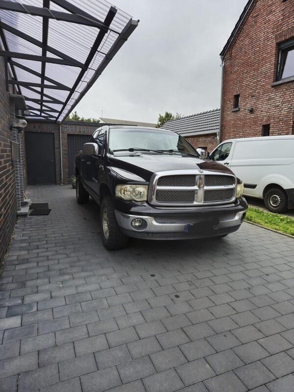 Schwarz Gebraucht 2002 Dodge Ram Abholung | 13.250 € (Etwas zu teuer) - Bild 1/4