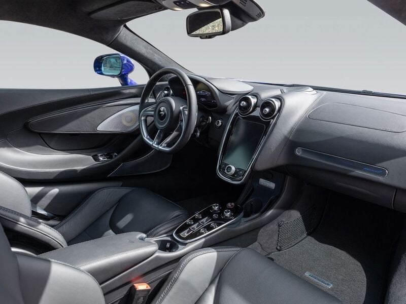 Gebraucht McLaren GT 620 PS (456 kW) 2024 Violett Coupé