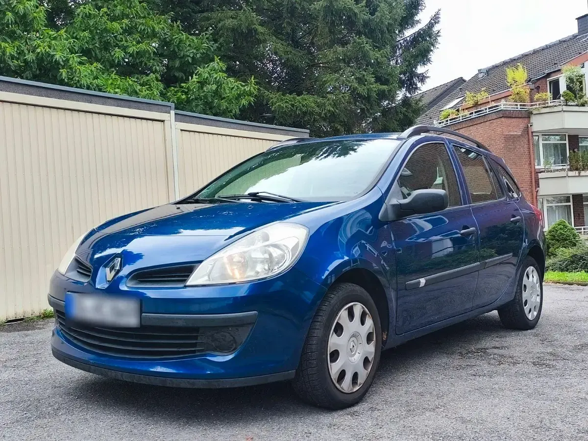 Gebraucht Renault Clio GrandTour Dynamique 101 PS (74 kW) 2008 Blau Kombi