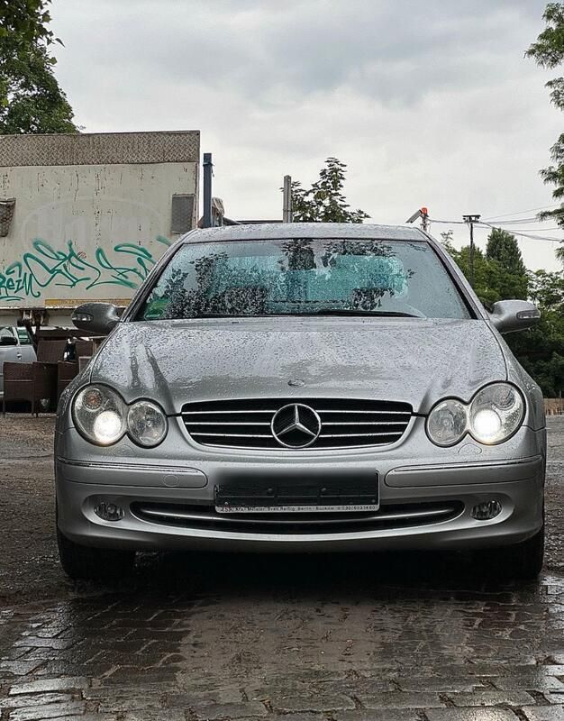 Grau Gebraucht 2002 Mercedes CLK320 Coupé | 4.000 € (Guter Preis) - Bild 1/4