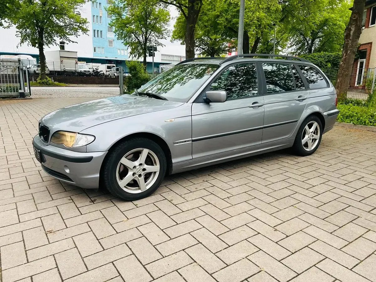 Gebraucht BMW 320 150 PS (110 kW) 2004 Grau Kombi