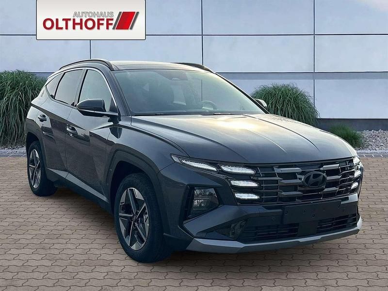 Neu Hyundai Tucson 215 PS (158 kW) 2025 Ecotronic gray SUV
