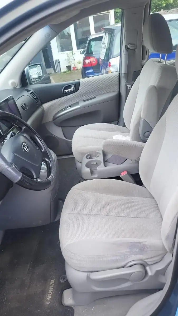 Brugt Kia Carnival 185 HK (136 kW) 2007 Sølv MPV