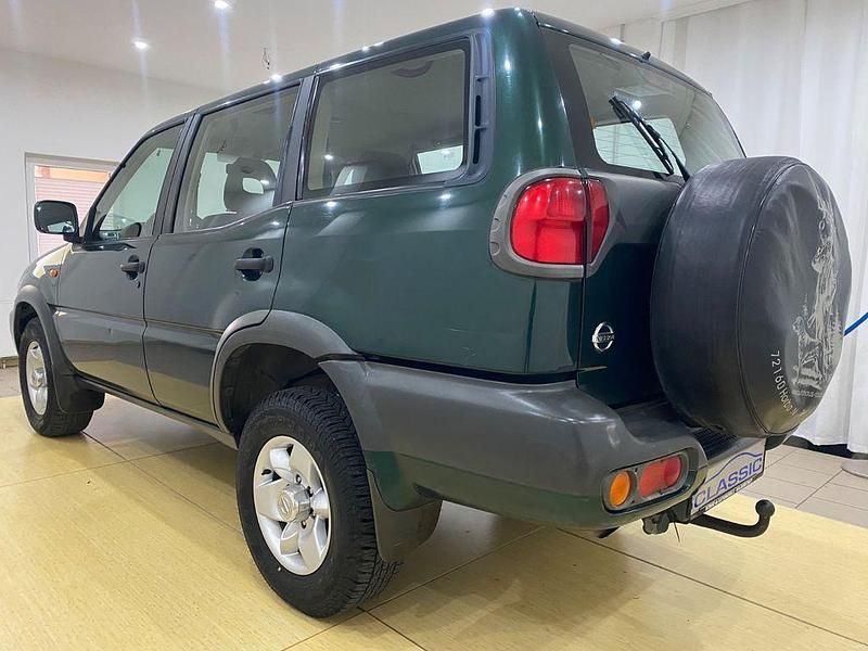 Gebraucht Nissan Terrano 154 PS (113 kW) 2003 Grün SUV