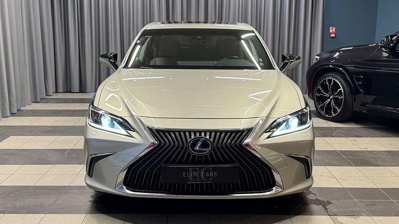 Gebraucht Lexus ES300 178 PS (130 kW) 2019 Beige Limousine