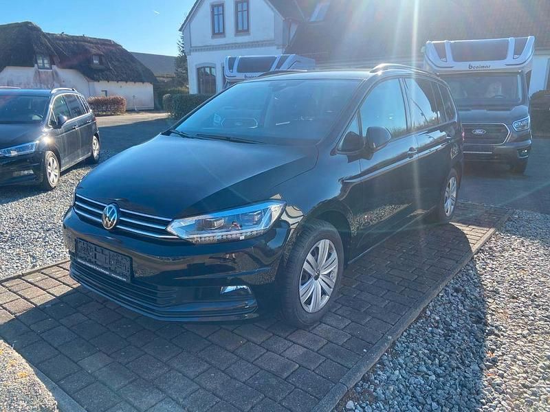 Gebraucht VW Touran 150 PS (110 kW) 2024 Schwarz Van / Kleinbus