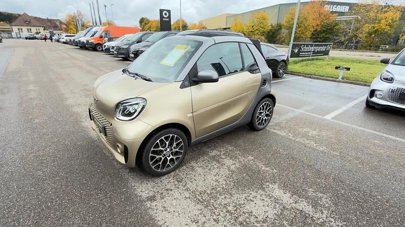 Beige Gebraucht 2022 Smart ForTwo Electric Drive Cabrio | 14.300 € (Fairer Preis) - Bild 1/4