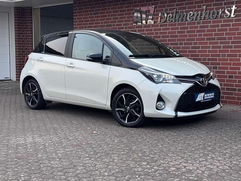 Gebraucht Toyota Yaris Style 99 PS (72 kW) 2016 Weiß Kleinwagen