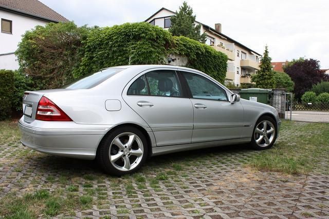 Gebraucht Mercedes C350 Sport 273 PS (200 kW) 2006 Silber metallic Limousine