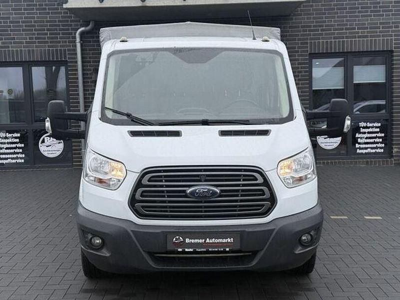 Gebraucht Ford Transit Trend 143 PS (105 kW) 2018 Frostweiß Limousine