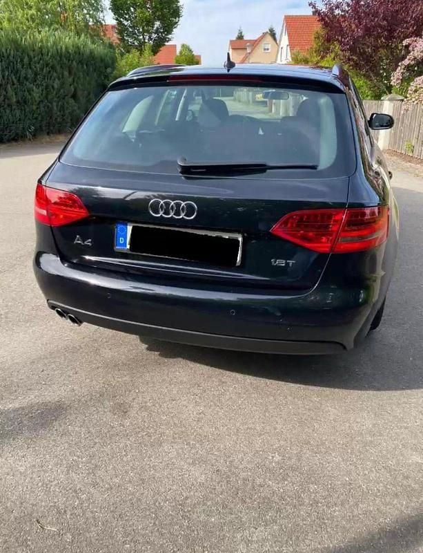 Gebraucht Audi A4 Ambition 120 PS (88 kW) 2010 Schwarz Kombi