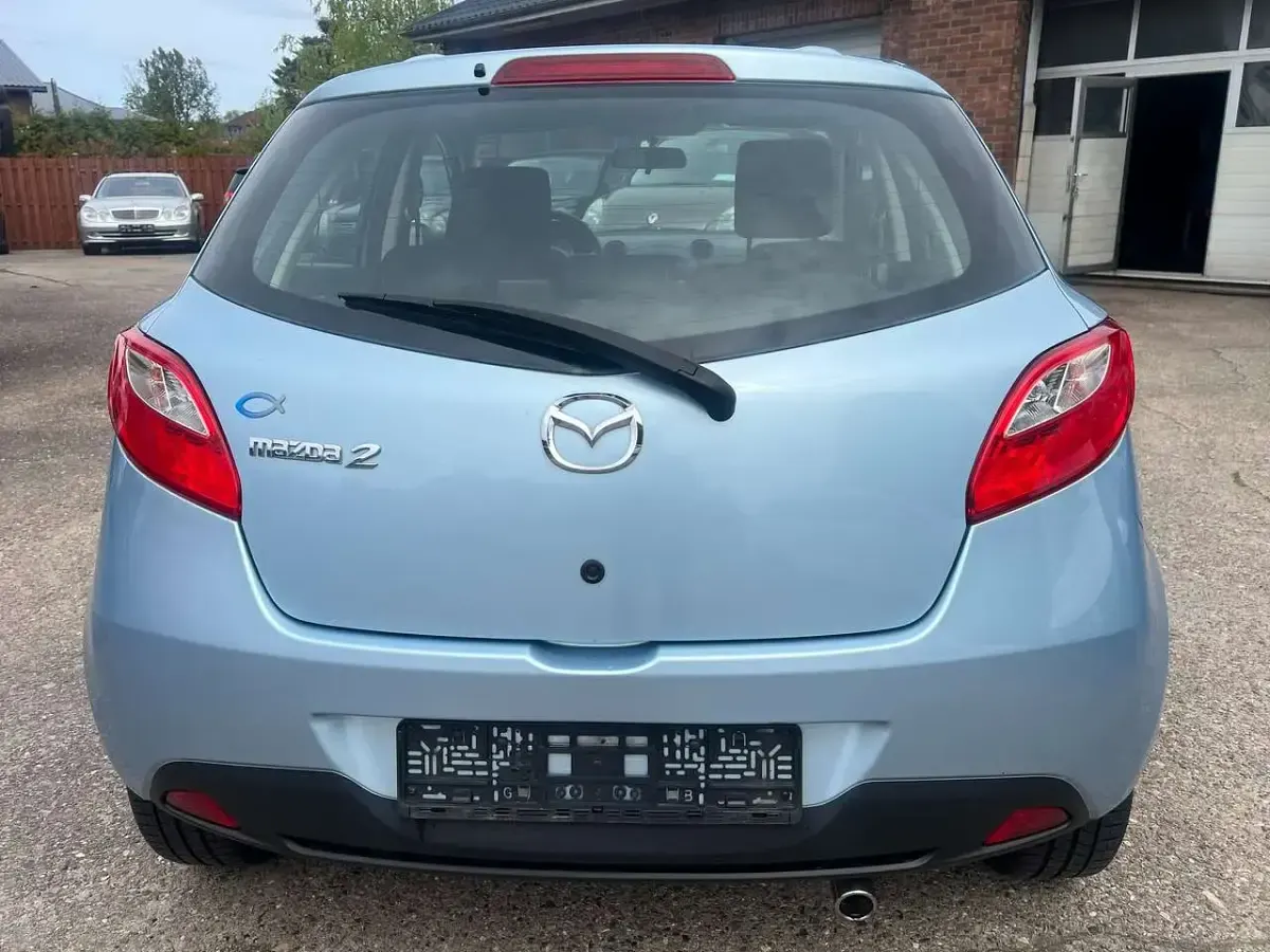 Brugt Mazda 2 Independence 75 HK (55 kW) 2009 Blå Hatchback