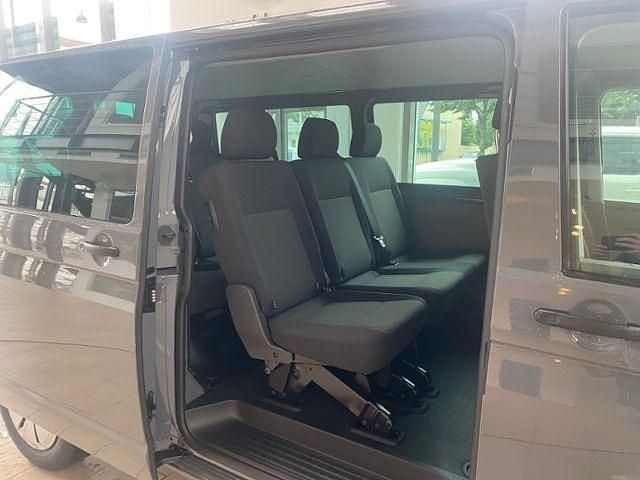 Gebraucht VW T6.1 150 PS (110 kW) 2023 Grau Van