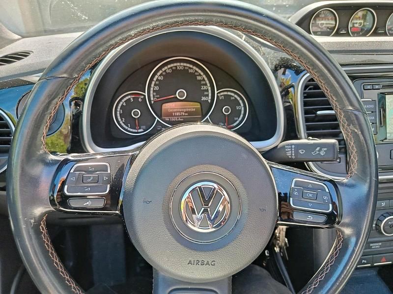 Używany VW Beetle 140 KM (102 kW) 2014 Czarny Hatchback