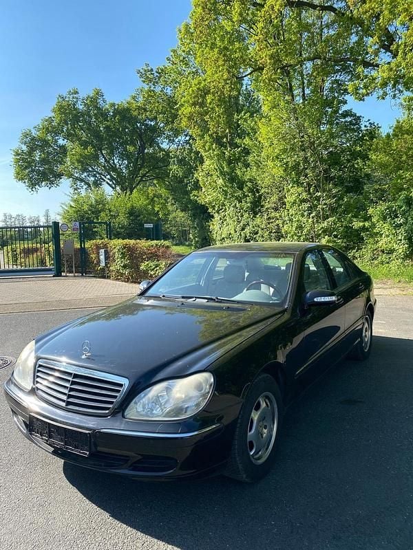 Schwarz Gebraucht 2002 Mercedes S320 Limousine | 3.000 € (Fairer Preis) - Bild 1/4