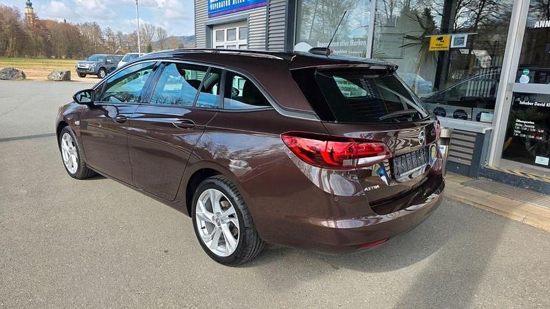 Gebraucht Opel Astra Innovation 150 PS (110 kW) 2017 Braun Kombi