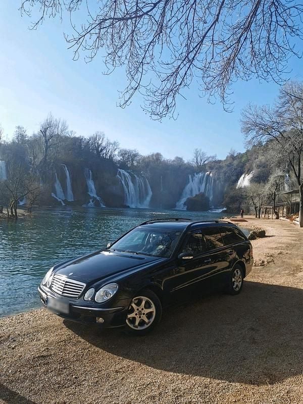 Gebraucht Mercedes E320 224 PS (164 kW) 2003 Schwarz Kombi