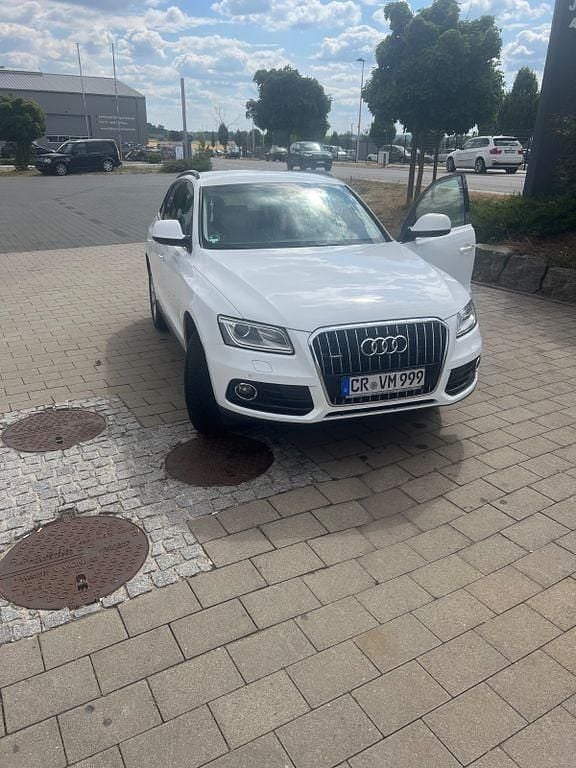 Używany Audi Q5 Design 190 KM (139 kW) 2016 Biały SUV