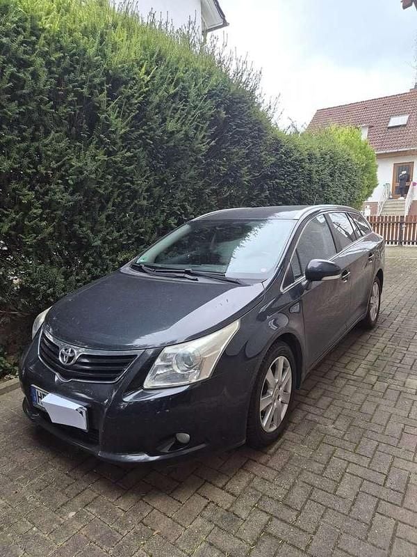 Gebraucht Toyota Avensis Executive 150 PS (110 kW) 2010 Schwarz Kombi