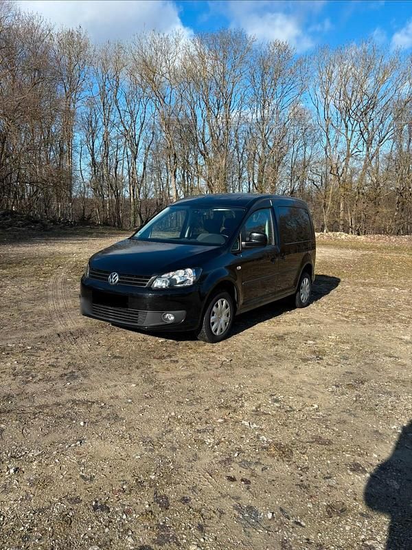 Gebraucht VW Caddy 102 PS (75 kW) 2012 Schwarz Van / Kleinbus