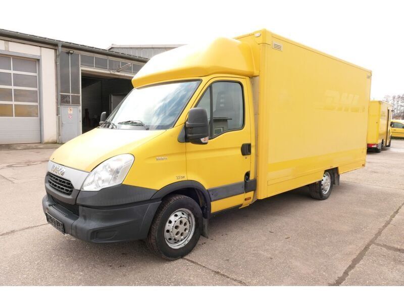 Gebraucht Iveco Daily 106 PS (77 kW) 2012 Gelb (metallic) Van