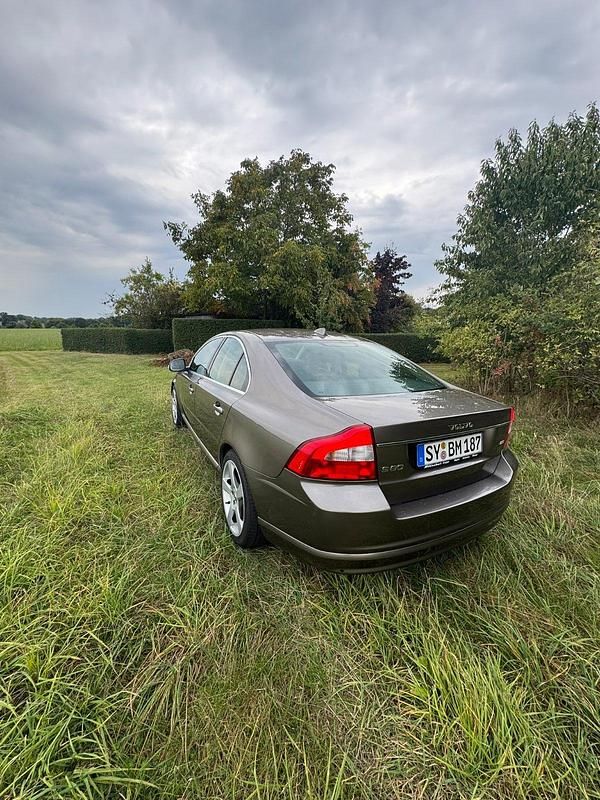 Gebraucht 2006 Volvo S80 Limousine | 7.950 € (Etwas zu teuer) - Bild 1/4