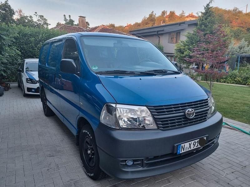 Blau Gebraucht 2007 Toyota HiAce Van / Kleinbus | 11.950 € (Fairer Preis) - Bild 1/4