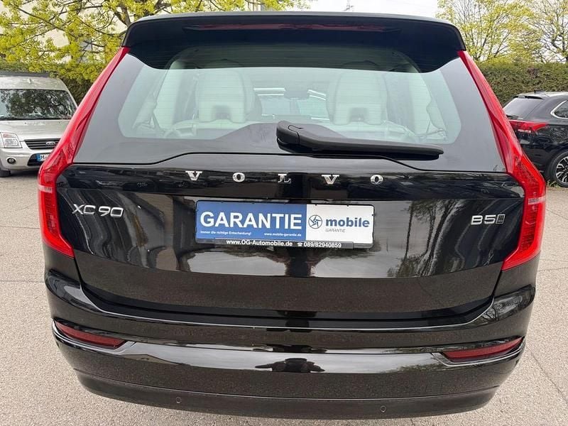 Gebraucht Volvo XC90 Core 250 PS (183 kW) 2022 Schwarz SUV