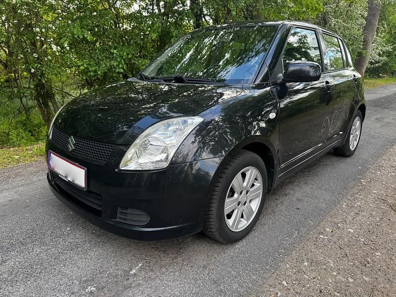 Schwarz Gebraucht 2007 Suzuki Swift Kleinwagen | 3.700 € (Fairer Preis) - Bild 1/4