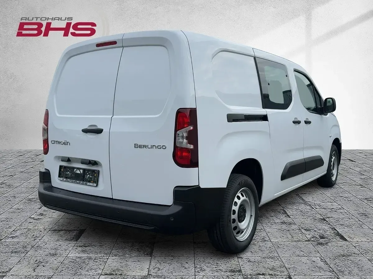 Neu Citroën e-Berlingo 102 PS (75 kW) 2026 Eis weiss (weiß) Van / Kleinbus