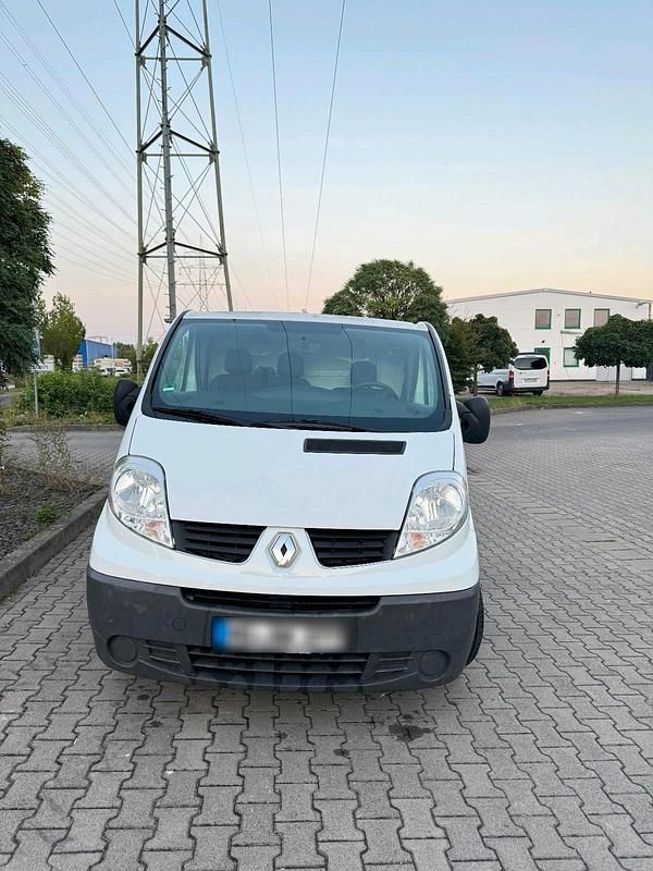 Weiß Gebraucht 2014 Renault Trafic Van | 4.900 € - Bild 1/4