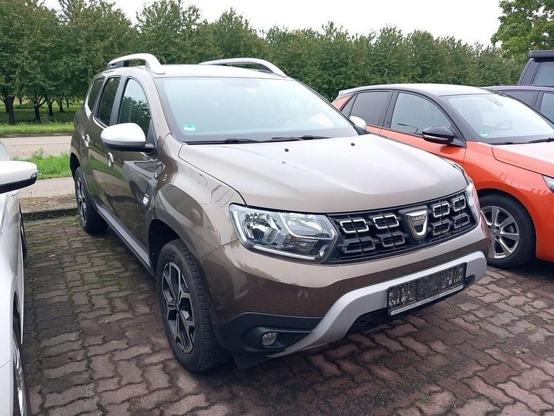 Gebraucht Dacia Duster Adventure 150 PS (110 kW) 2020 Quarzitbraun metallic SUV