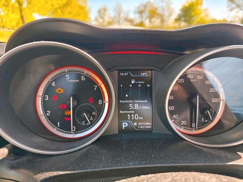 Second-hand Suzuki Swift 111 CP (81 kW) 2018 Roșu Hatchback