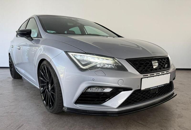 Silber Gebraucht 2017 Cupra Leon Limousine | 18.490 € (Guter Preis) - Bild 1/4