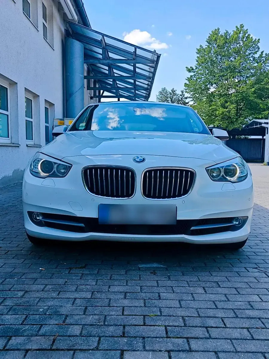 Gebraucht BMW 530 Comfort Edition 245 PS (180 kW) 2011 Weiß Limousine