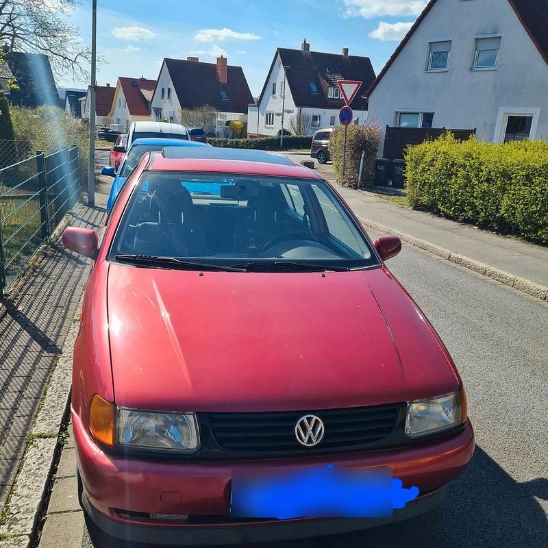 Gebraucht VW Polo Basis 75 PS (55 kW) 1995 Rot Limousine
