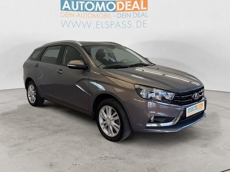 Second-hand Lada Vesta 106 CP (77 kW) 2018 Albastru Break