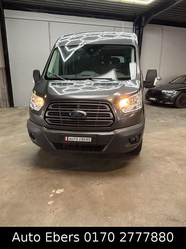 Gebraucht Ford Transit Trend 125 PS (91 kW) 2017 Grau Kombi