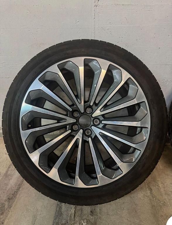 Gebraucht Audi e-tron Advanced 230 kW (313 PS) 2021 Grau SUV